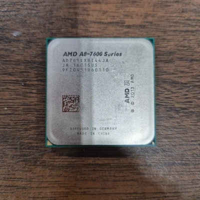 AMD A8-7600 3.1GHz Socket FM2+ Quad-Core Processor (AD760BYBI44JA) - Image 1 of 2