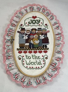 Vintage Christmas Caroler Cross Stitch Embroidery Hoop Framed Decor Paragon - Picture 1 of 16