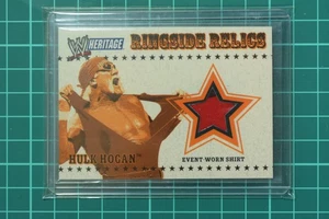 2005 WWE Hulk Hogan Event Worn Shirt Relic Topps Heritage Wrestling Card - Bild 1 von 2