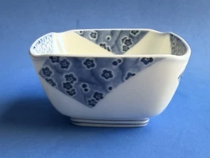 JAL Japan Airlines Blue Botanical Rice Bowl - Picture 1 of 4