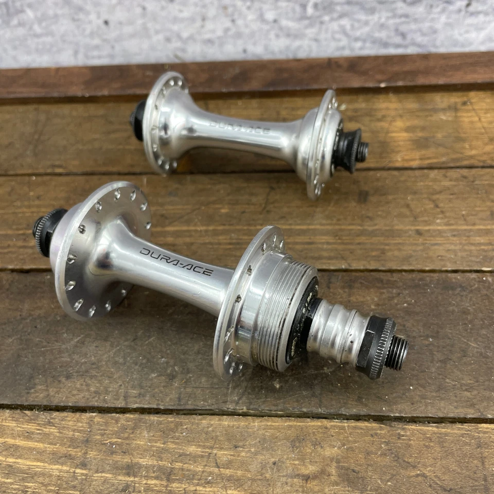 Vintage Shimano Dura Ace Hub Set 28 Hole  QR 28h 7400 126 mm Parts Freewheel - Image 1 of 4
