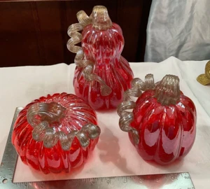 Glitzhome 3 Set Hand Blown Glass Pumpkin Table Top Home Décor, Red - Picture 1 of 7