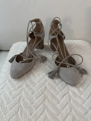 Zapatos de salón de gamuza Aquazzura talla 37 gris borla bohemia 50 corbata al tobillo con cordones Foto 1 de 4