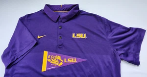 LSU Tigers NCAA Nike Dri-Fit Polo Shirt Men’s XL Short Sleeve Purple + Mini Flag - Picture 1 of 11