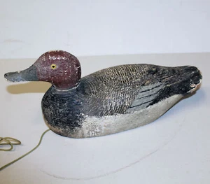 Señuelo de pato antiguo tallado en madera - pintura original - Imagen 1 de 6