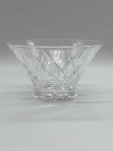 Vera Wang Duchesse Encore Crystal Bowl NEW - Picture 1 of 3