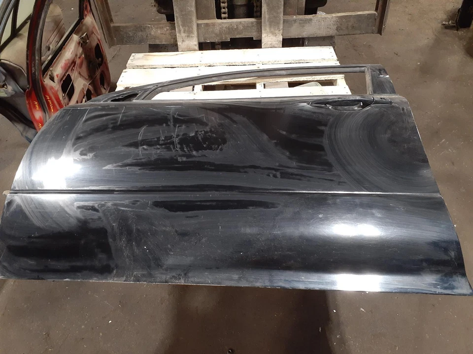 Used Front Left Door fits: 2004 Mitsubishi Outlander electric Front Left Grade A Foto 1 de 4