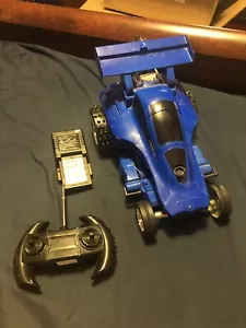 RC Car Transforming (Blue Hat Toy Company) - Picture 1 of 7