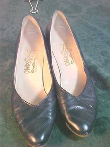 Vintage Salvatore Ferragamo Navy Blue Leather Heeled Shoes-Size 7 AA - Picture 1 of 11