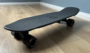 🛹 Landyachtz Dinghy Emboss – Skateboard Longboard Cruiseboard - Bild 1 von 20