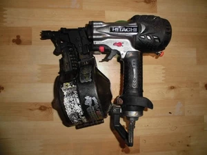 Hitachi High-Pressure Nailer NV65HMC Silver - Picture 1 of 3