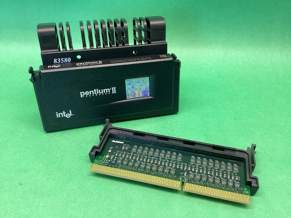 Vintage Intel Pentium II SL2U6 Slot Card Type w Heatsink + Other Card - UNTESTED - Image 1 of 4