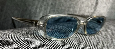 Gafas de sol Roxy Girl "Mini Natasha" montura transparente con lentes azul claro ajuste pequeño Foto 1 de 4