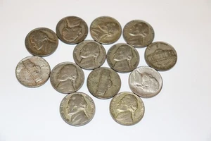DREIZEHN 35% SILBER KRIEGSNICKEL UNTER SCHMELZ - Bild 1 von 1