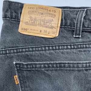 Vintage Levis 550 Jeans Men’s 38x32 Black Orange Tab Relaxed Fit Made In USA - Picture 1 of 17