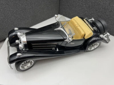 Modellino auto Burago Auto Mercedes Benz 1:20. Ottime condizioni - Immagine 1 di 3