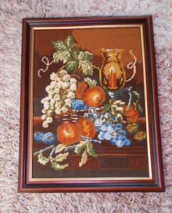 Gobelin Bild Handarbeit „Stillleben“ harmonische Farben mit Holzrahm - Bild 1 von 7