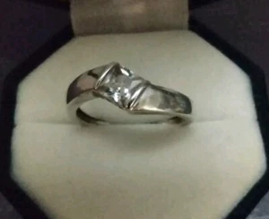 White Topaz Sterling 925 Silver Solitaire Ring Sz 8 Low Profile Setting - Picture 1 of 12