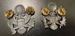 2 Original Vietnam US Air Force USAF Schirmmütze Mützenabzeichen und Schulterbretter - Bild 1 von 2