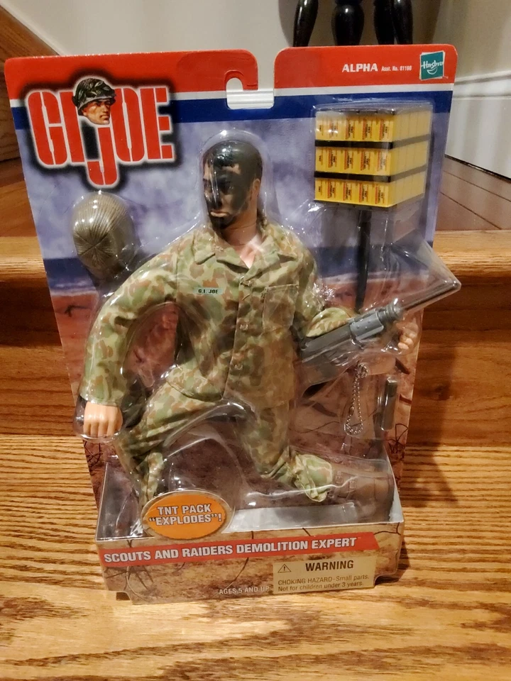 2000 Hasbro 12" Scouts and Raiders Demolition Expert Action Figure 7gi198