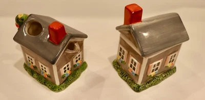 SAKURA HAND PAINTED CERAMIC CLAIRE MURRAY NANTUCKET DESIGN CREAMER & SUGAR BOWL - Image 1 of 4