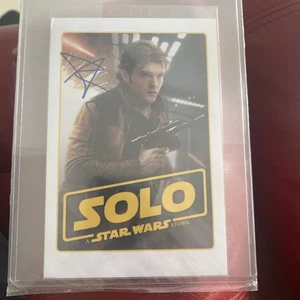 Autógrafo Solo A Star Wars Story Alden Ehrenreich as Han 2018 con certificado de autenticidad 10x15 cm - Imagen 1 de 5