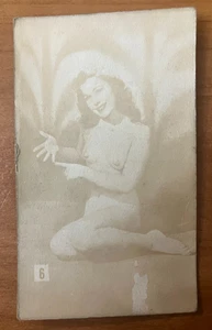 1930s Miracle Fotos Pic-Tease "The Fingers Game" Hollywood Cutie Nude #6 - RARE! - Picture 1 of 2