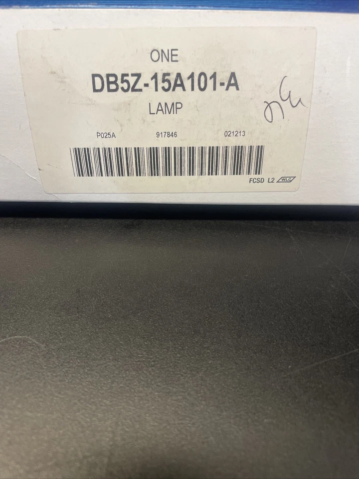 Lámpara marcadora lateral utilitaria original Ford 13-20 Police Interceptor DB5Z-15A101-A Foto 1 de 4