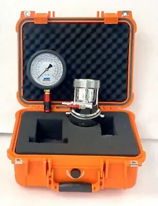 2-1/2" NST Hydrant Flow 30* Elbow Diffuser 160Psi /2120GPM Line Gauge with Case - Picture 1 of 7