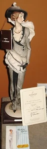 GIUSEPPE ARMANI LIMITED EDITION FIGURINE" LADY with MUFF" #388-C “Winters Eve” - Picture 1 of 9