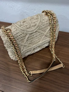 Tory Burch beige Häkel Handtasche verstellbar Leder/gold Kettenriemen Magnetverschluss - Bild 1 von 18