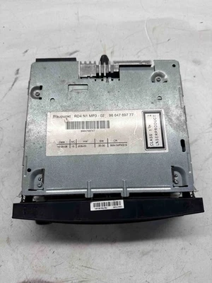 CITROËN C4 I LC Musik-Player ohne GPS 9664769777 1.40 Petrol 65kw 2006 32409176 - Bild 1 von 4