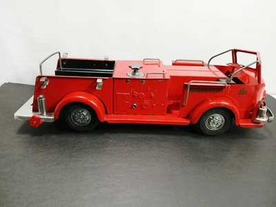 Camión bombeo de bomberos Rossmoyne modelo juguetes años 50 de colección Foto 1 de 4