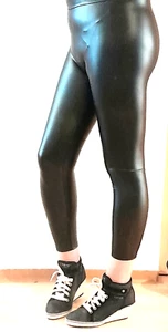 Neue Leder Leggings, glänzende Lackleder Optik, Einheitsgröße passt bis Gr. 44 - Bild 1 von 24