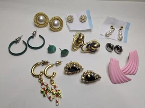 (10) Various Pairs Of Pierced Earrings - Picture 1 of 7