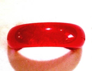 Beautiful Red Jade Band Ring 7mm Wide Size 9.5 - Picture 1 of 1