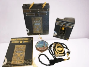 KAABA Tasche innen Mini Koran, Sure Yaseen Heft Gebetsperle und Parfümöl - Bild 1 von 4