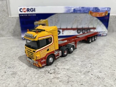 Corgi - Scania R w/ Tri-Axle Log Trailer - Coille - CC13766 - 1:50 - Mint/New - Image 1 of 4