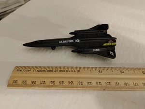 Matchbox U.S. Air Force SR-71 Nasa Blackbird Lockheed FX-835 5" LONG - Picture 1 of 5