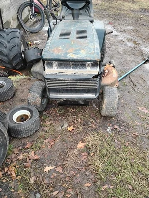 Craftsman Lawnmower - Image 1 of 4