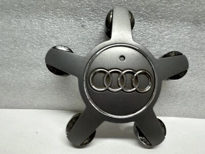 T40115 2012-2016 奥迪 A4 A5 A6 A8 车轮中心盖 135 毫米 4F0601165N 原始设备制造商 — 第 1/4 张图片