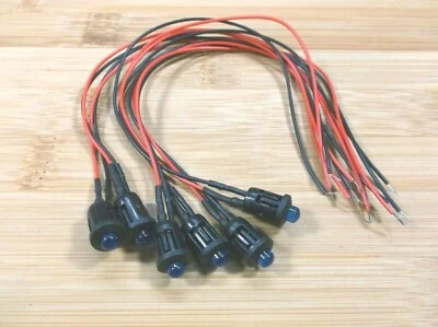 Mini luces de cortesía LED 6 BBT súper brillantes de 12 voltios azules  Foto 1 de 4
