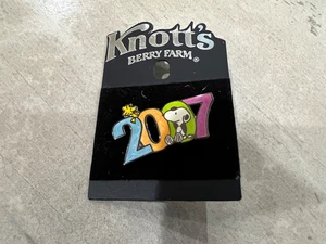Vintage Peanuts 2007 Snoopy Woodstock Knotts Berry Farm Pin..NEW - Picture 1 of 3
