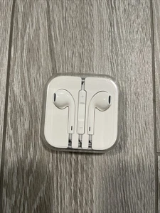 Écouteurs Apple authentiques 3,5 mm plug écouteurs filaires EarPods avec étui iPhone iPod iPad - Photo 1 sur 2