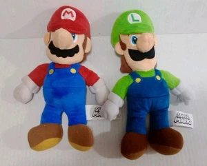 Super Mario & Luigi Plush 10” Dolls, 2021 Nintendo Jakks Pacific - Picture 1 of 6