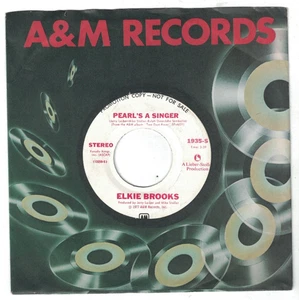 1977 ELKIE BROOKS PEARL'S A SINGER SAME MONO/STEREO A&M PROMO 45 NM - Picture 1 of 2