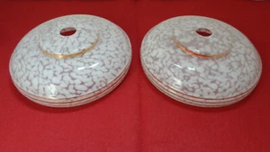 PAIRE D'ABAT JOUR DE LUSTRE EN VERRE BLANC MOUCHETE LISERE DORE STYLE CLICHY N°1 - Foto 1 di 3