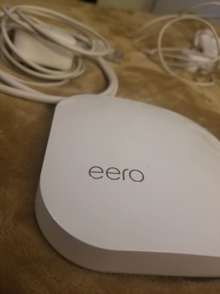 Eero Pro B010001 2nd Generation Gen AC Tri-Band Mesh Router White - Image 1 of 4