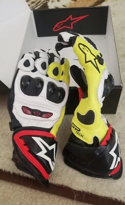New Alpinestars GP Tech Gloves Size S Small - Image 1 of 4