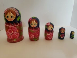 Russian Babushka Nesting Dolls 5 Piece Hand Painted Set - Picture 1 of 12